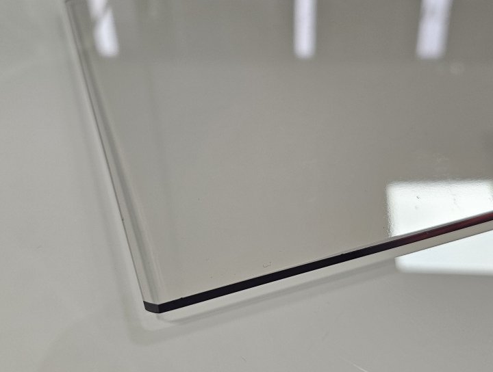 Vitrocéramique ( vitre d’insert )