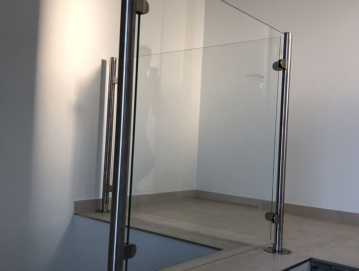 44² avec pinces et poteaux inox